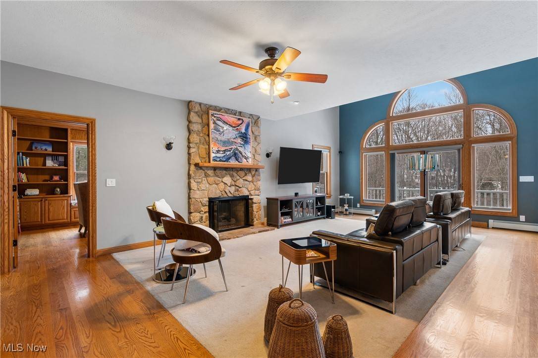 Chagrin Falls, OH 44023,8682 Chase DR