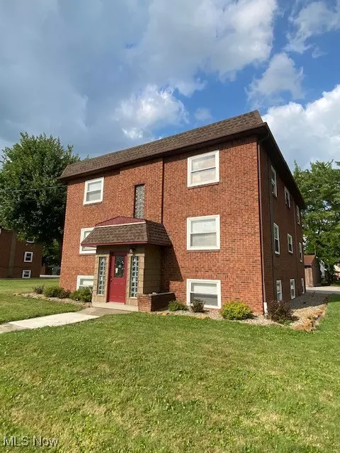 Warren, OH 44483,1810 Mahoning AVE NW #6