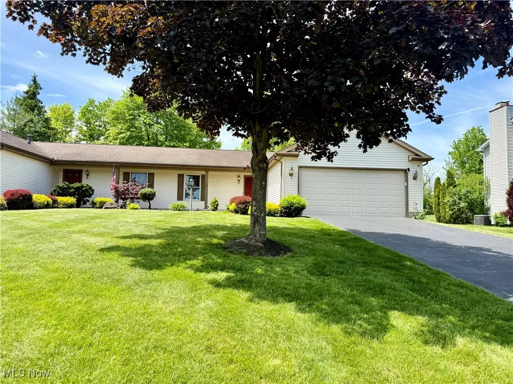 Canfield, OH 44406,524 Shadydale DR