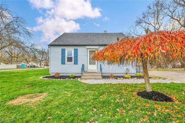 784 Sheffield RD, Sheffield Lake, OH 44054