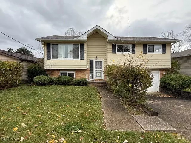 16100 Shirley AVE, Maple Heights, OH 44137