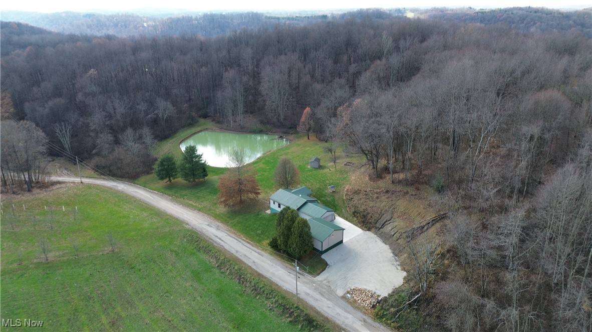 Kimbolton, OH 43749,73695 Seminary RD