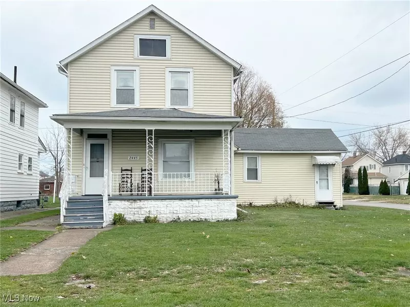 2445 E 30th ST, Lorain, OH 44055