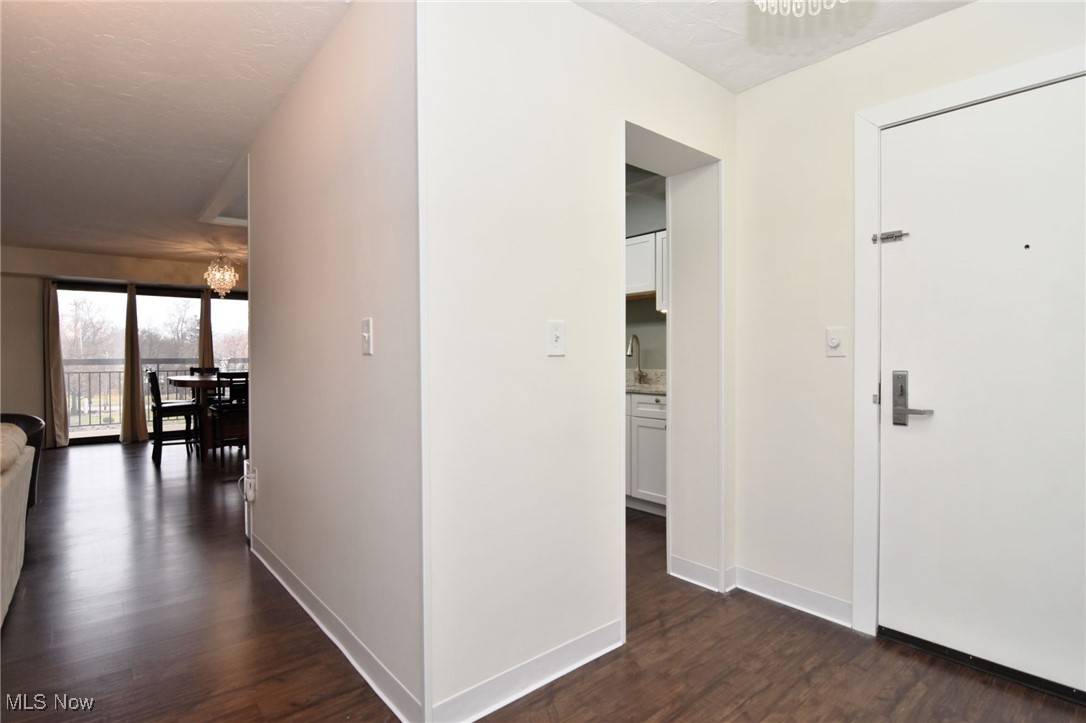 Lakewood, OH 44107,12550 Lake AVE #505