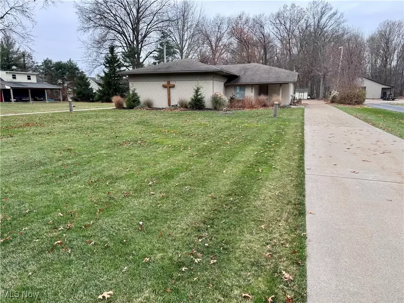 388 Avon Belden RD, Avon Lake, OH 44012