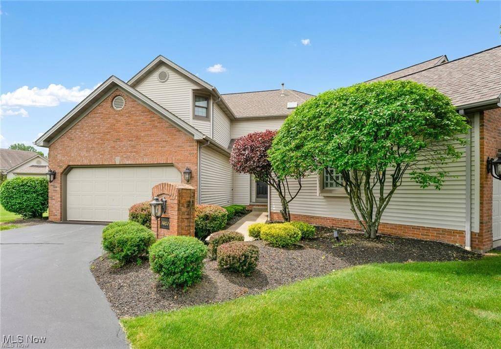 140 Talsman DR #1, Canfield, OH 44406