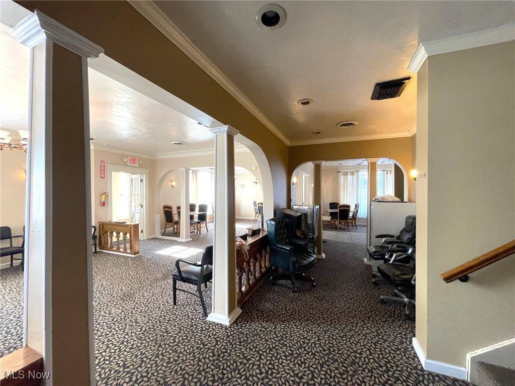 Canton, OH 44708,4905 Tuscarawas ST W