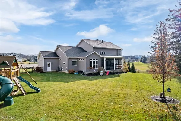 North Canton, OH 44720,5743 Shadow Ridge CIR NW