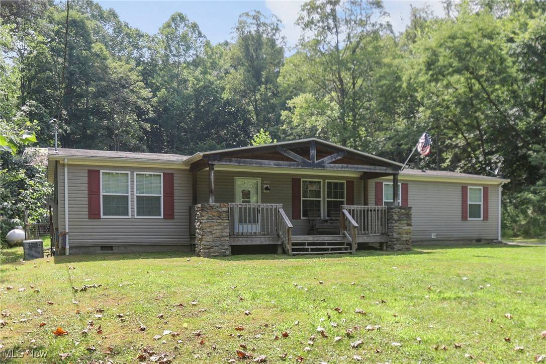 8025 Scenic RD SE, Corning, OH 43730