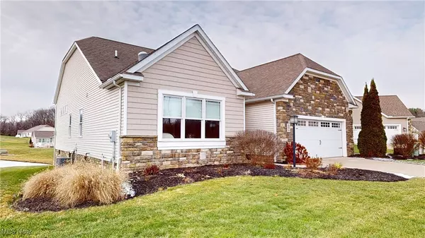 Massillon, OH 44646,5271 Lake Vista CIR NW