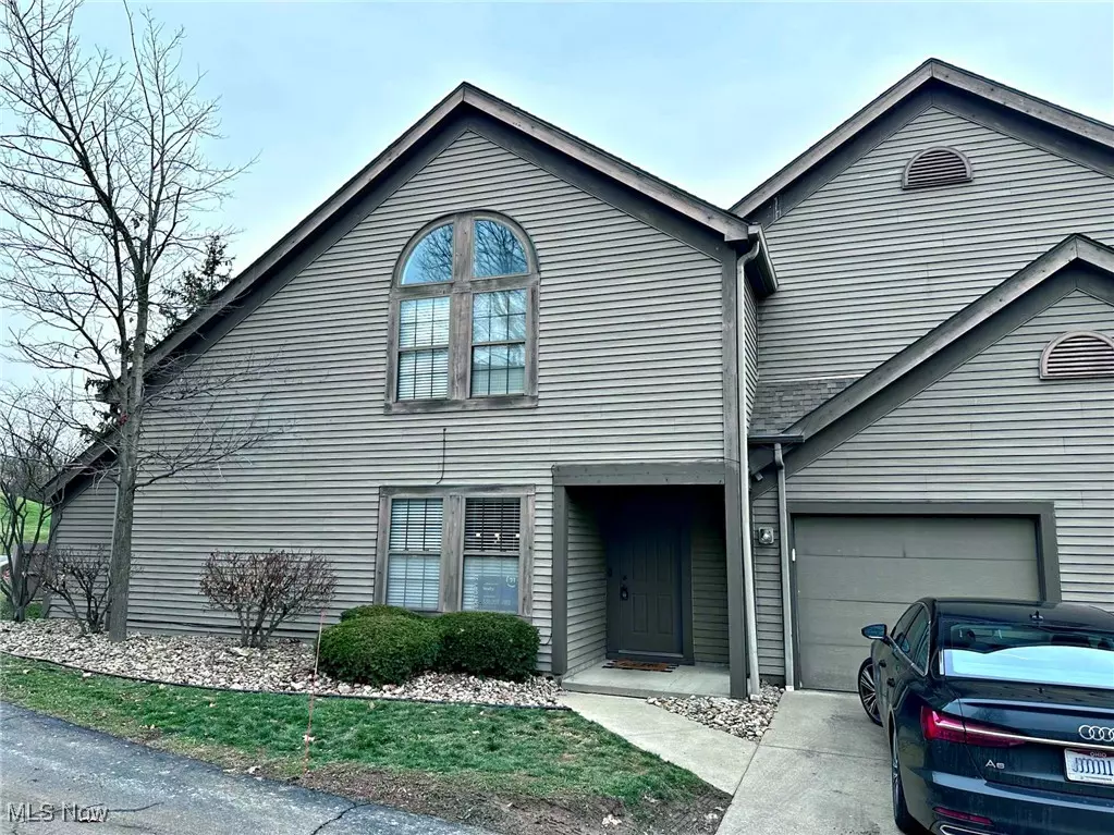 Canfield, OH 44406,6465 Saint Andrews DR #1