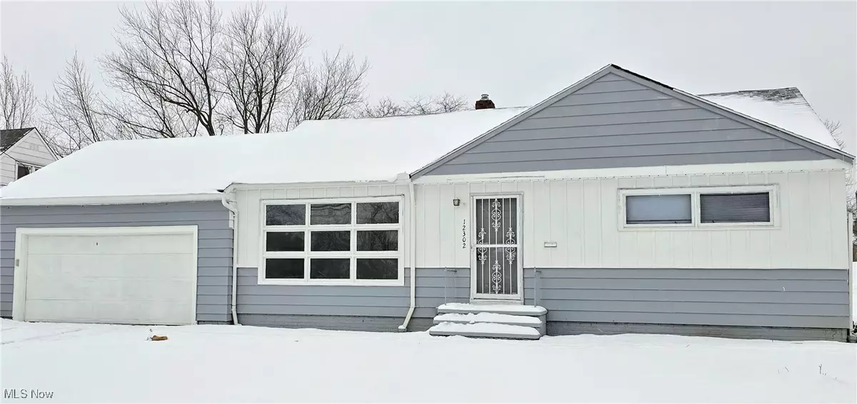 Garfield Heights, OH 44125,12302 Granger RD