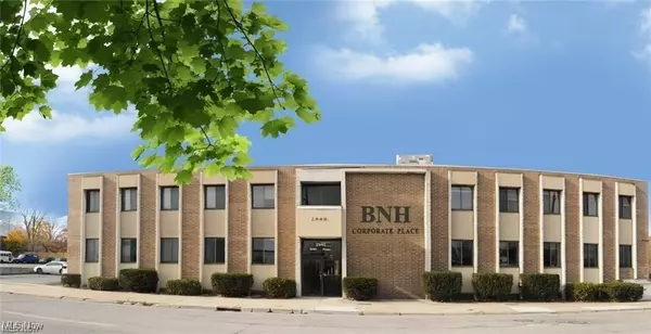 2940 Noble RD #102, Cleveland Heights, OH 44121