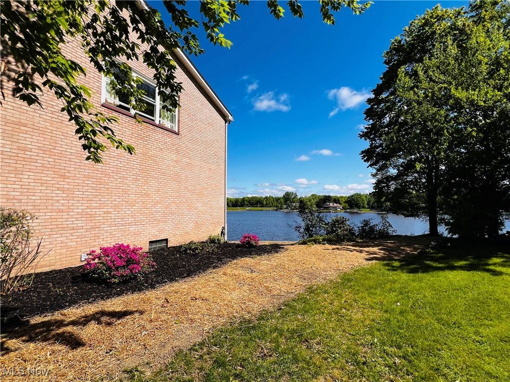 Roaming Shores, OH 44084,498 Eagle PT