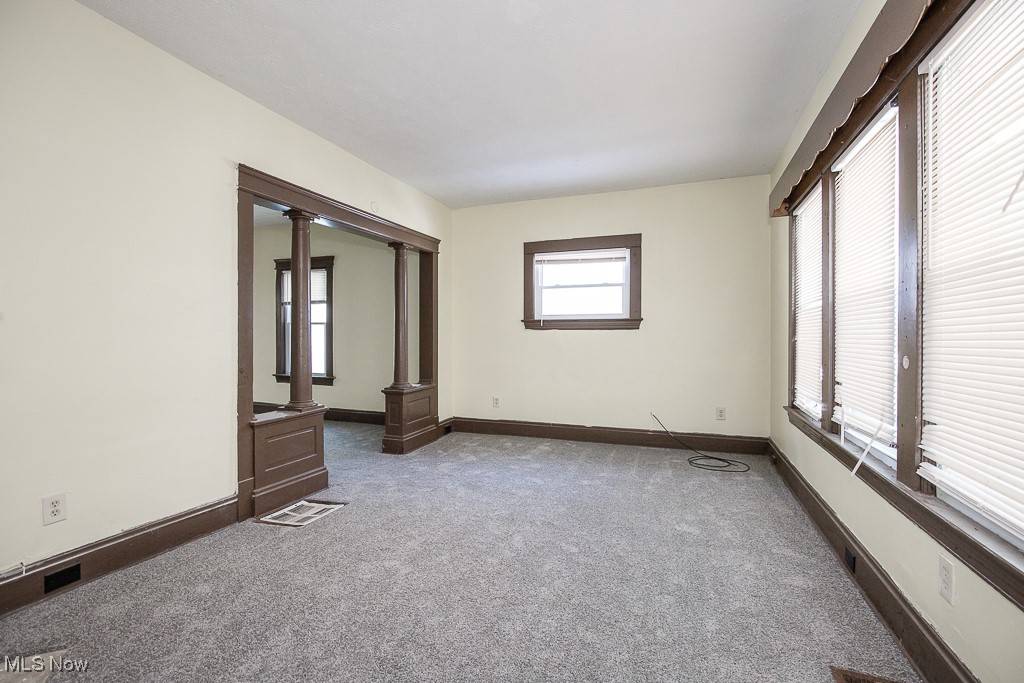 Cleveland, OH 44104,2887 E 112th ST