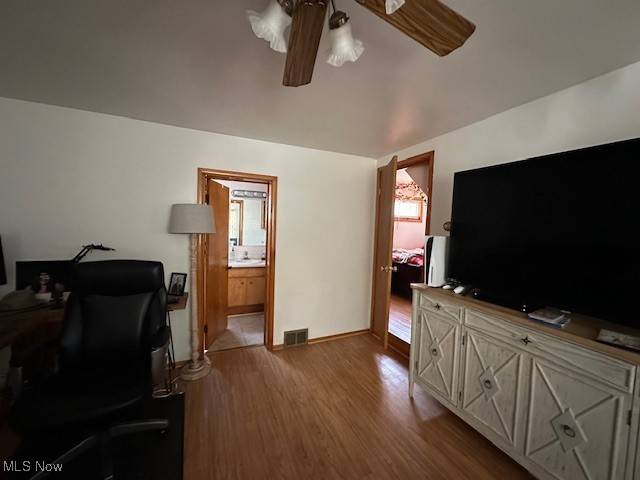 Cleveland, OH 44106,1913 Coltman RD