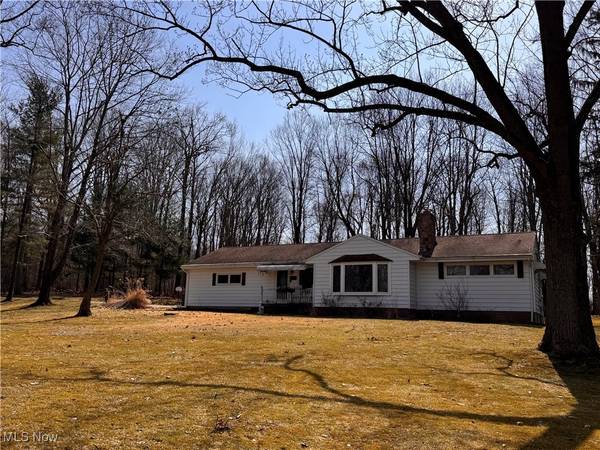 8350 Alpine DR,  Kirtland,  OH 44094