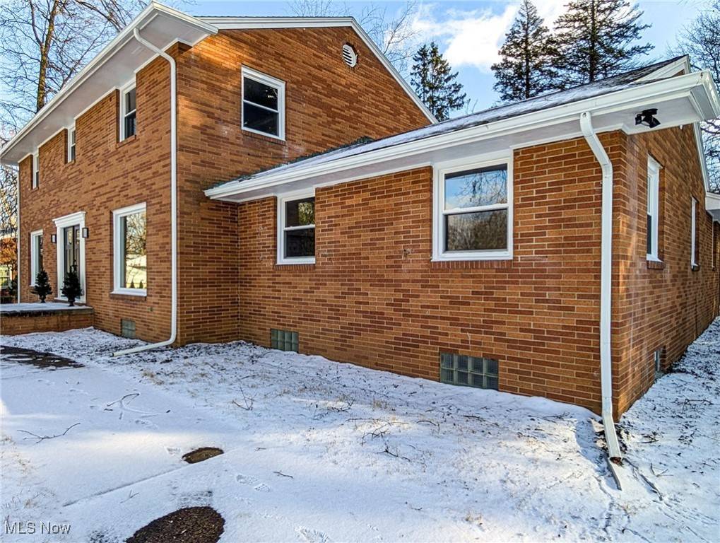 Canton, OH 44708,2010 Devonshire DR NW