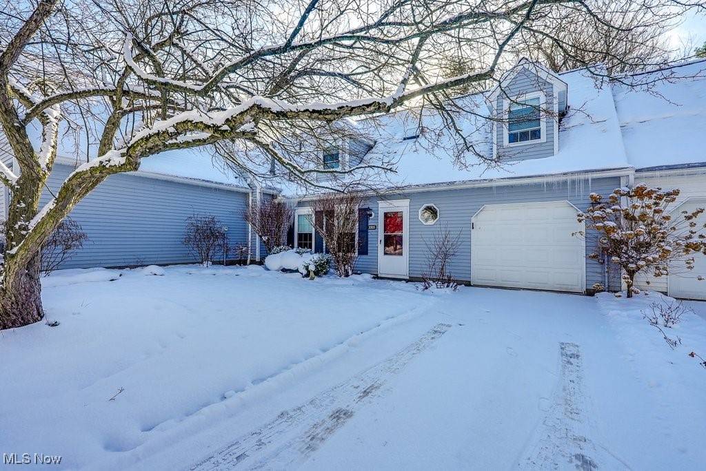3305 Brookside LN #10, Cuyahoga Falls, OH 44223