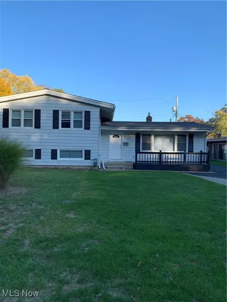 213 Fay AVE, Avon Lake, OH 44012