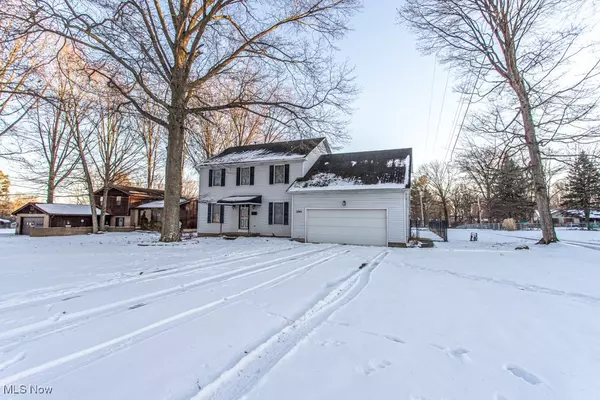 3845 Edinburgh DR, Austintown, OH 44511