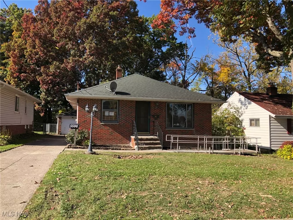 Garfield Heights, OH 44125,5596 Cumberland DR
