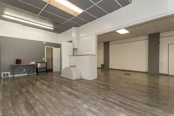 Euclid, OH 44119,455 E 200th ST #C