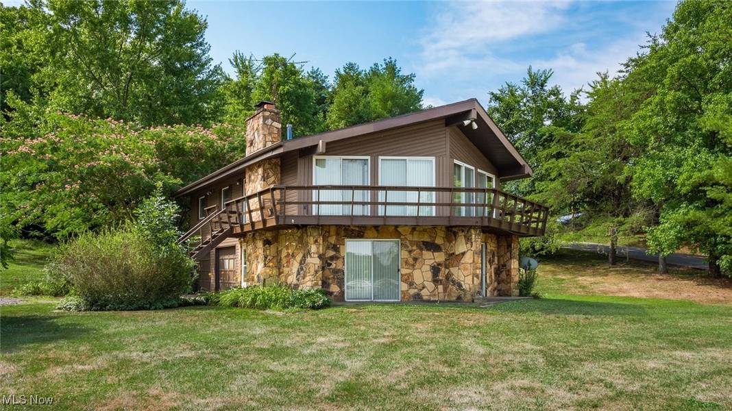 54846 Seneca Lake RD, Quaker City, OH 43773