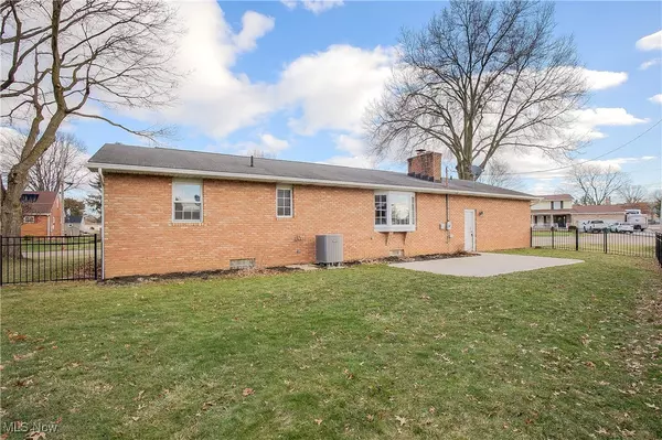 Louisville, OH 44641,1027 Romary LN