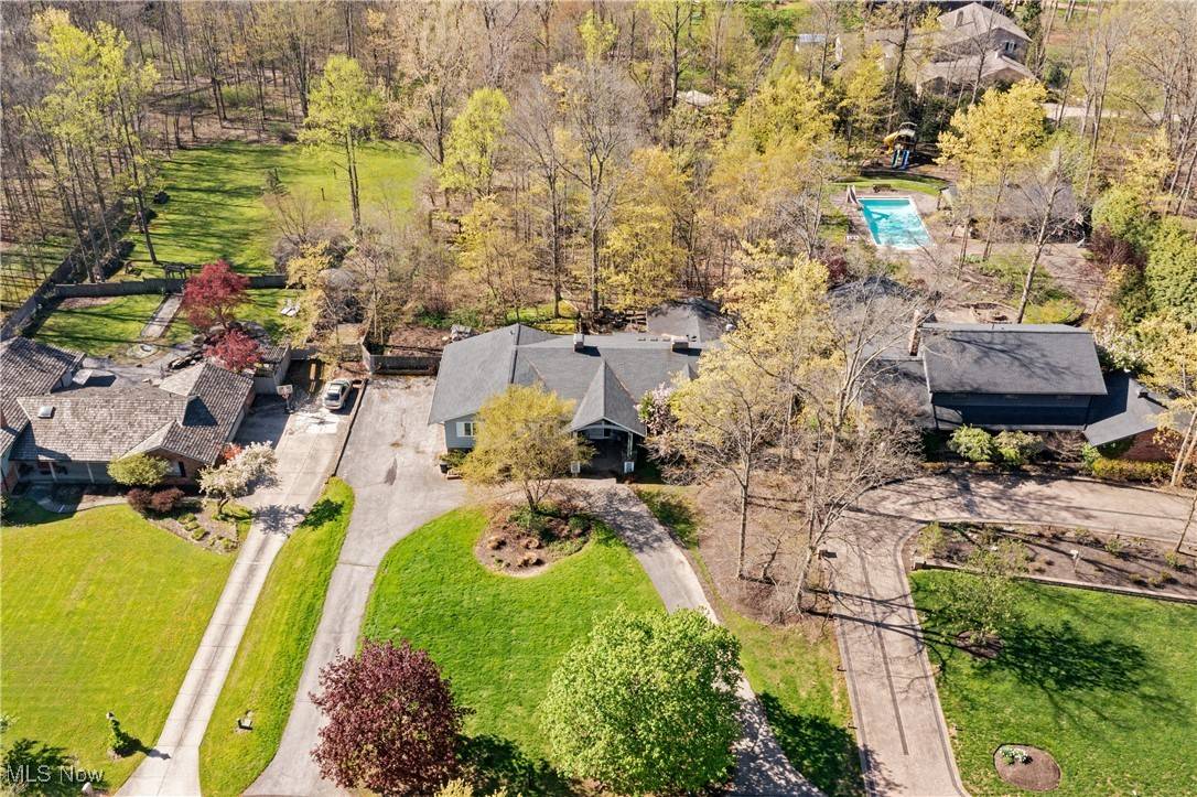 30700 Ainsworth DR, Pepper Pike, OH 44124