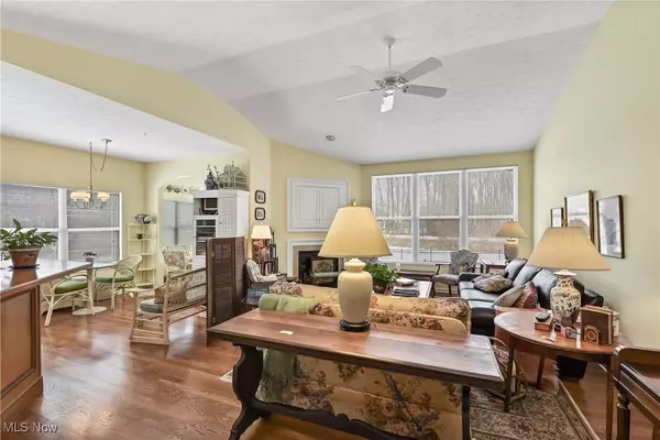 Avon Lake, OH 44012,31888 Pondside DR
