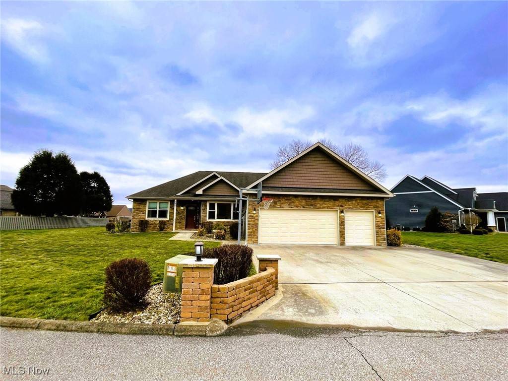 Beverly, OH 45715,186 Fairway DR