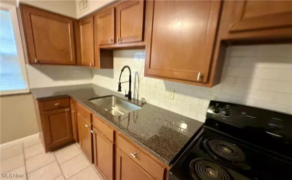 Shaker Heights, OH 44122,19835 Winslow RD