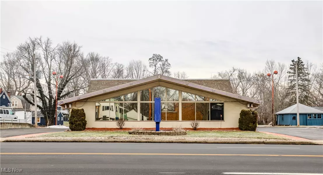 658 W Main ST, Ravenna, OH 44266