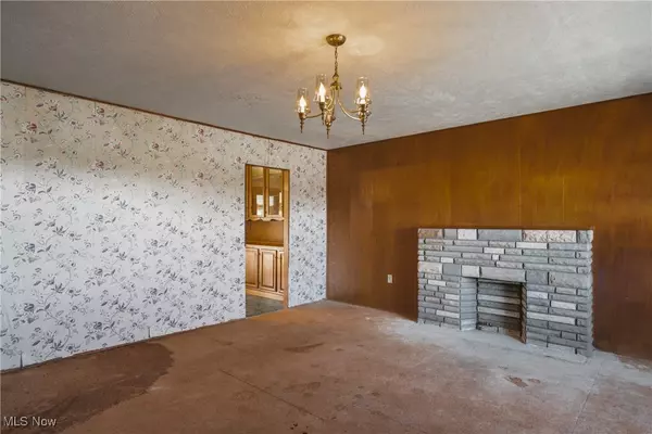 Parkersburg, WV 26101,144 Marlin ST