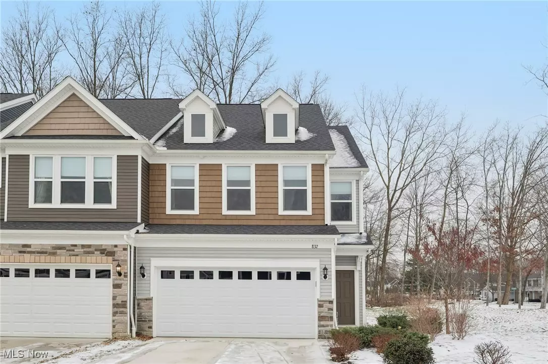 Westlake, OH 44145,832 Woodside DR
