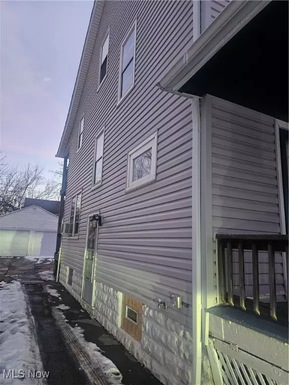 Garfield Heights, OH 44105,12710 Maplerow AVE