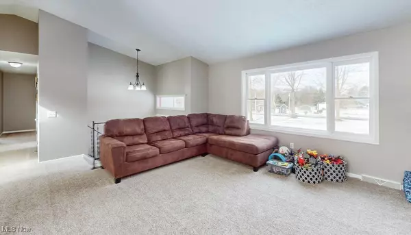 Ravenna, OH 44266,2854 Work RD