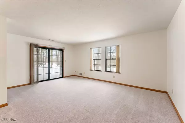 Boardman, OH 44512,1183 Red Tail Hawk CT #2