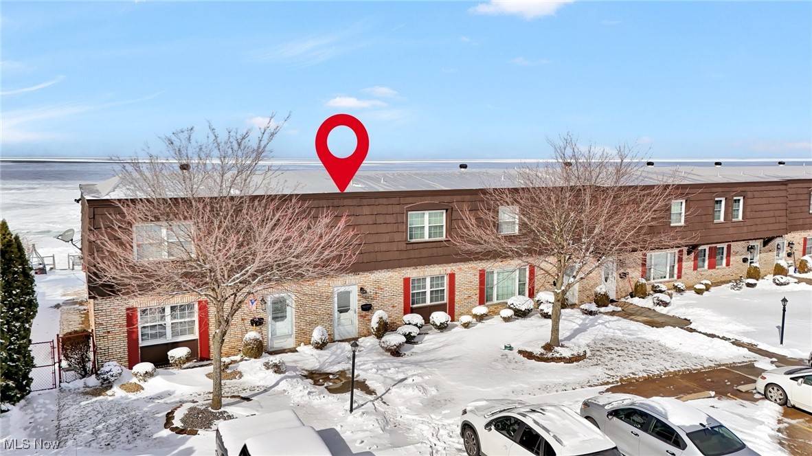 4120 Shore DR #2, Lorain, OH 44053