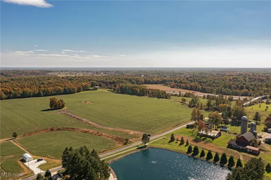 9310 Slagle RD, Garrettsville, OH 44231