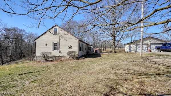 New Concord, OH 43762,1295 Maple Brook RD