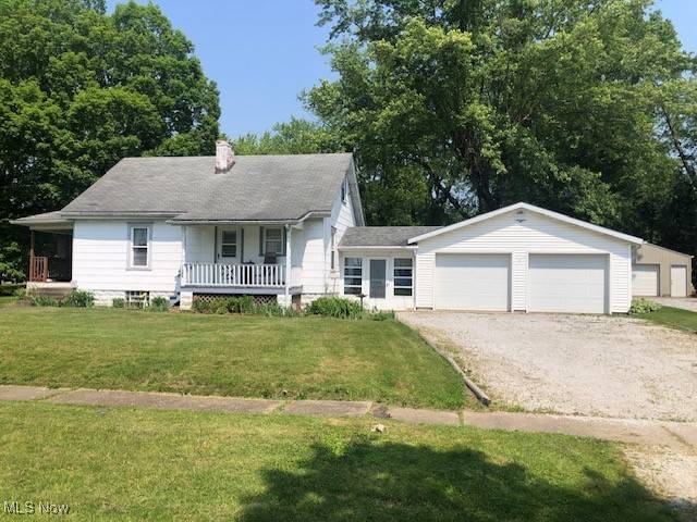 11206 Center AVE NE, Sandyville, OH 44671