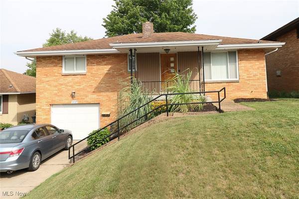 3137 Whitehaven BLVD, Steubenville, OH 43952