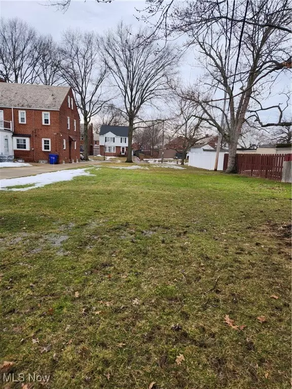 University Heights, OH 44118,VL Saybrook RD