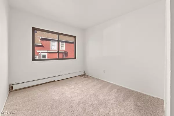 Cleveland, OH 44127,3250 E 49th ST