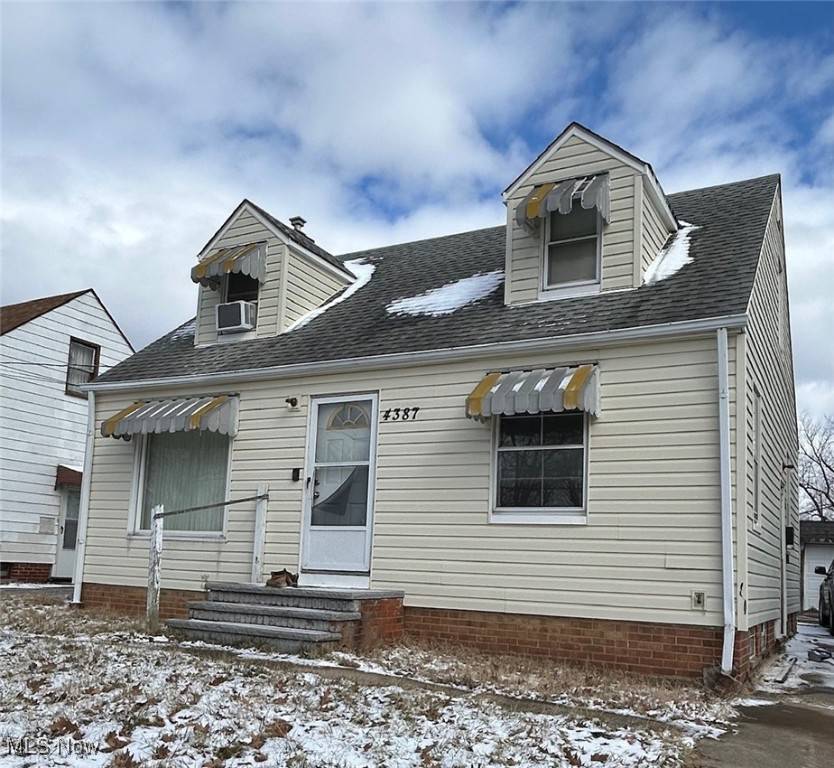 4387 E 175th ST, Cleveland, OH 44128