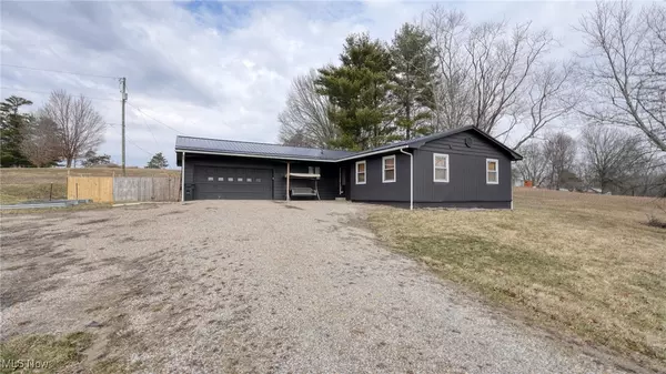 12985 John Glenn School RD, New Concord, OH 43762