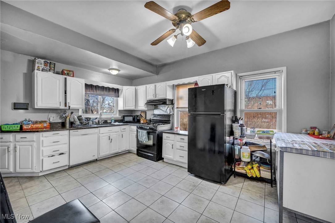 Lakewood, OH 44107,1314 Cove AVE