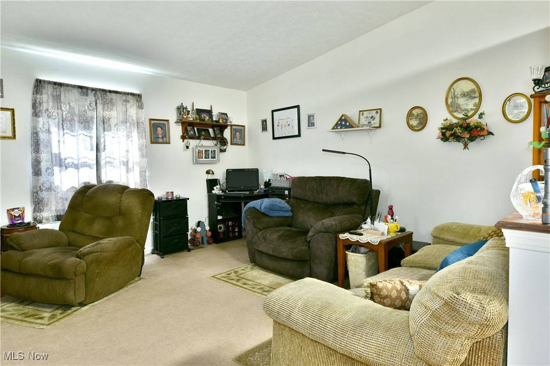 Cortland, OH 44410,4073 Cadwallader Sonk